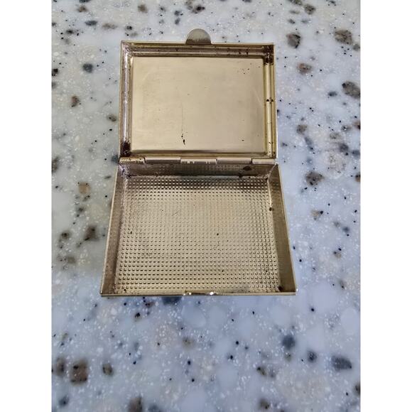 Decorative Vintage Style Pill Box Metal Trinket Box - Picture 5 of 6